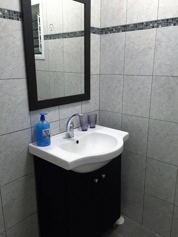 2 Bedroom Apartment In Atlit, Haifa District Екстер'єр фото