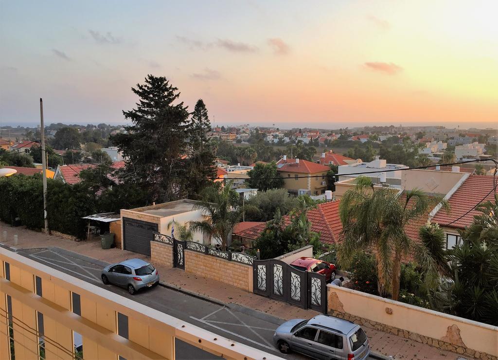 2 Bedroom Apartment In Atlit, Haifa District Екстер'єр фото