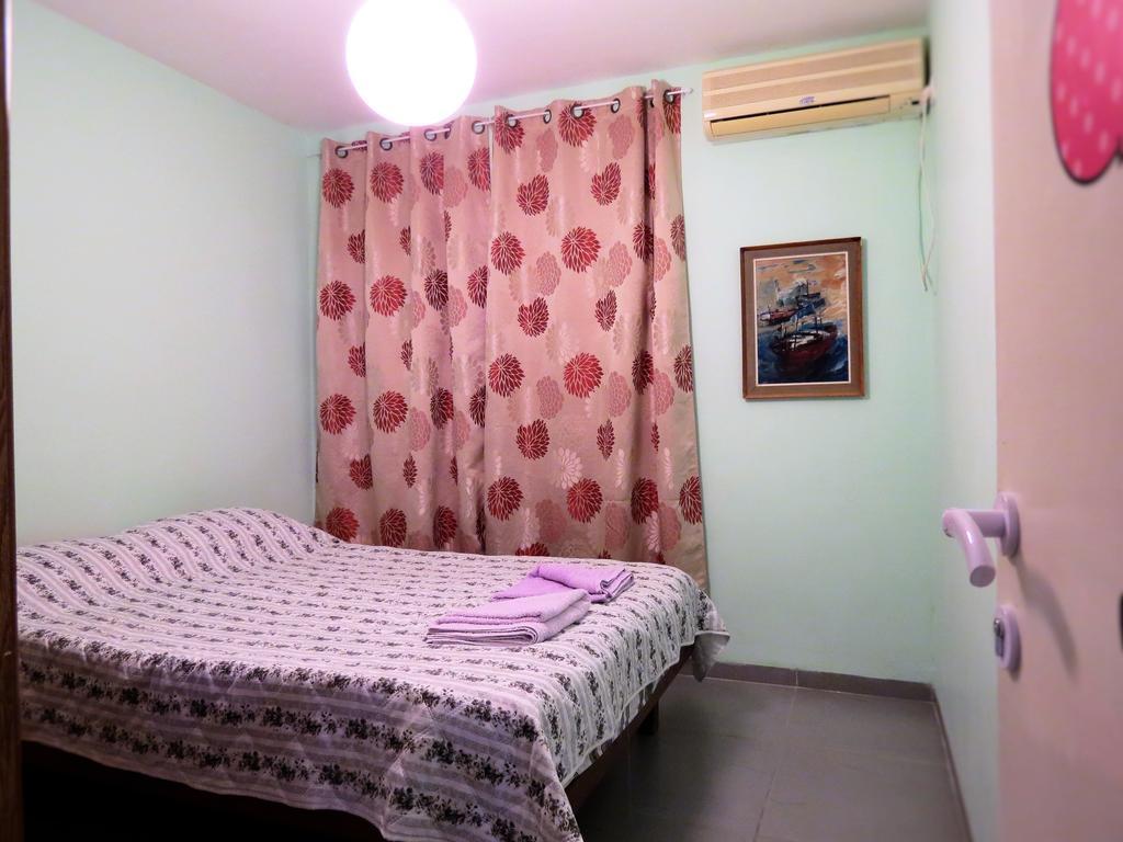 2 Bedroom Apartment In Atlit, Haifa District Екстер'єр фото